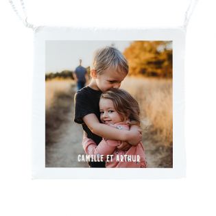 Coussin de siège carré à personnaliser avec vos photos, textes et motifs.