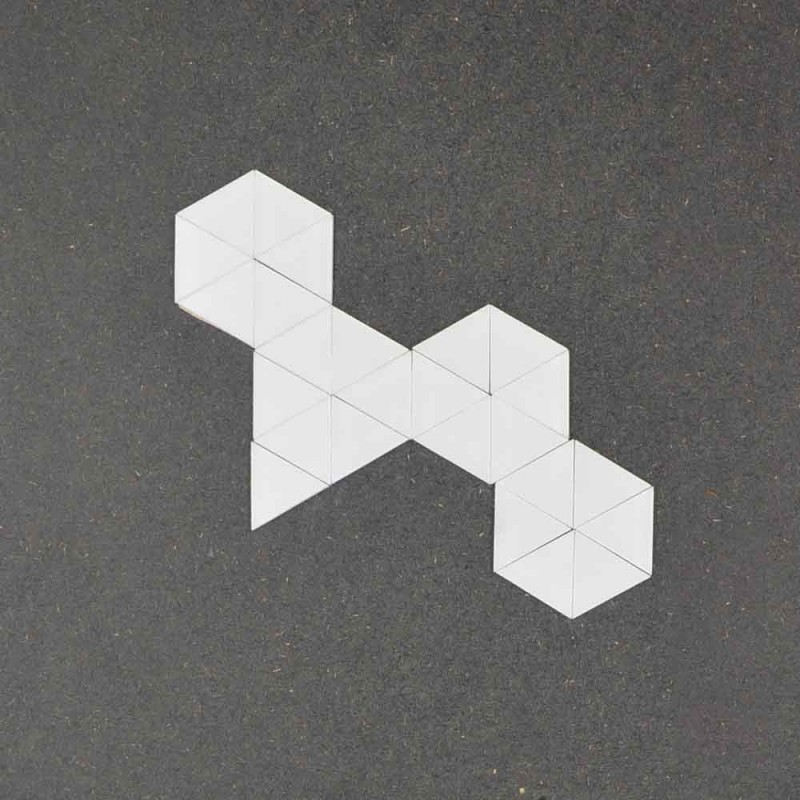 25 miroirs autocollants acryliques 3D pour décoration murale mosaique avec adhésif 3M - Triangle 25 miroirs autocollants acryliques 3D pour décoration murale mosaique avec adhésif 3M - Triangle