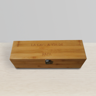 Coffret à vin en bambou personnalisée avec prénom "LA CAVE A VIN DE" - Caisse vin bambou avec 4 pièces de service