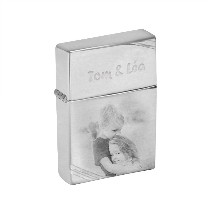 Briquet Zippo Vintage High Polish avec gravure personnalisée Briquet Zippo Vintage High Polish avec gravure personnalisée